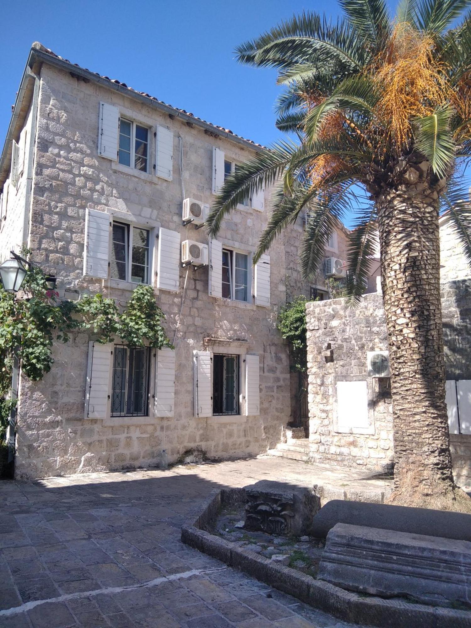 Michel Guest House Будва Экстерьер фото