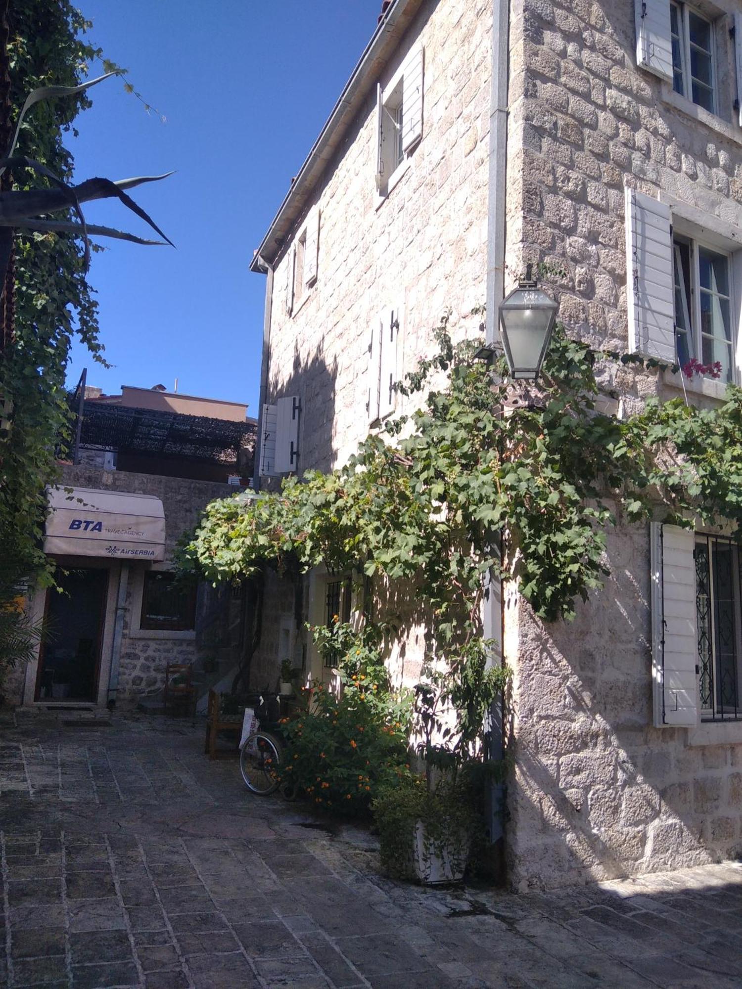 Michel Guest House Будва Экстерьер фото