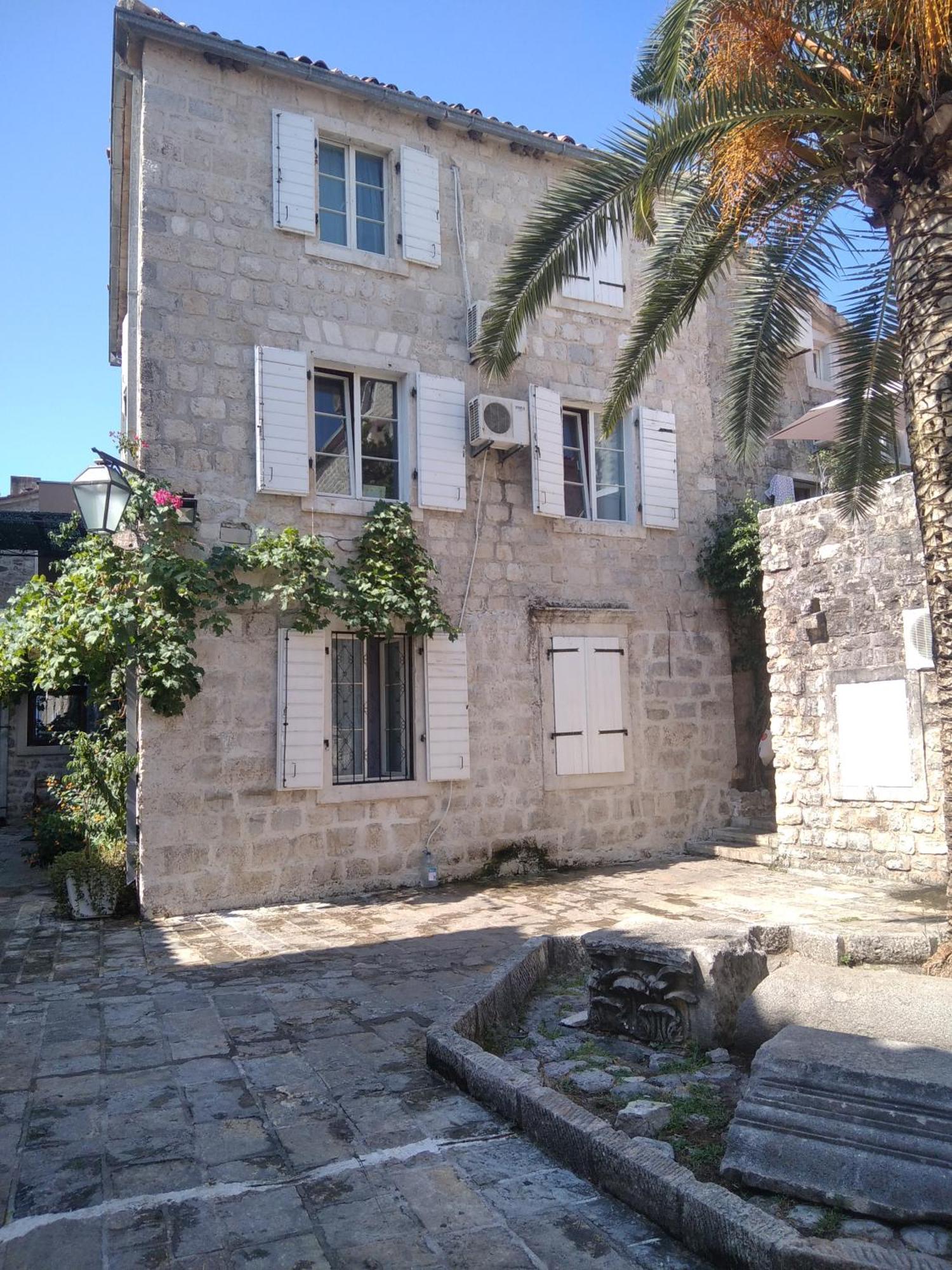 Michel Guest House Будва Экстерьер фото